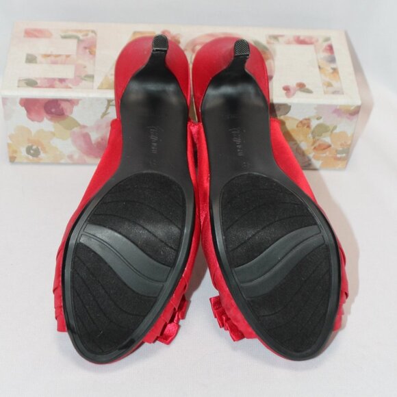 NWOT Fioni Night Red Satin Peep Toe Platform Sling Back Heels - Picture 13 of 13